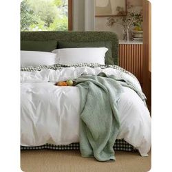 Free Turquoise Blanket at Ikea